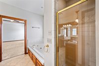 1510 SW 70th St, Lawton, OK 73505