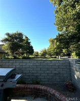 28435 Seco Canyon, Saugus, CA 91390