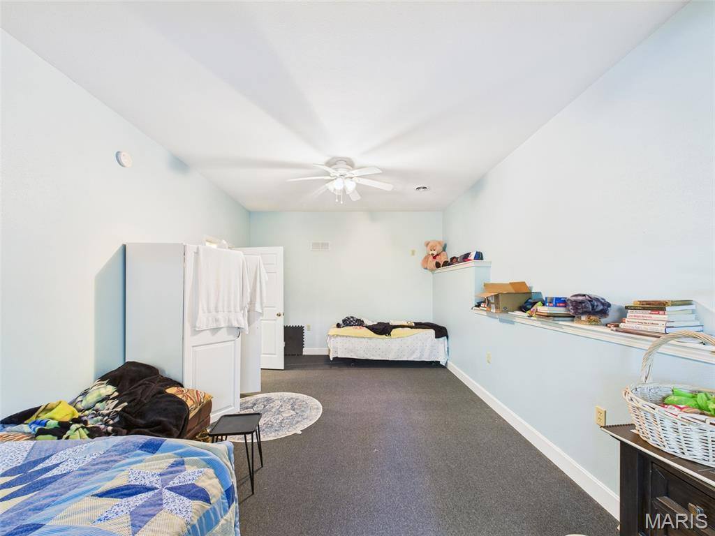 305 Mossman Lane, Rolla, MO 65401