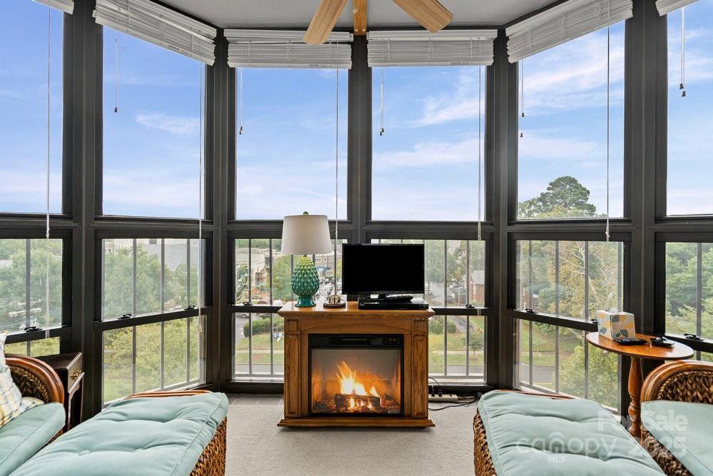 1530 Queens Road, Charlotte, NC 28207