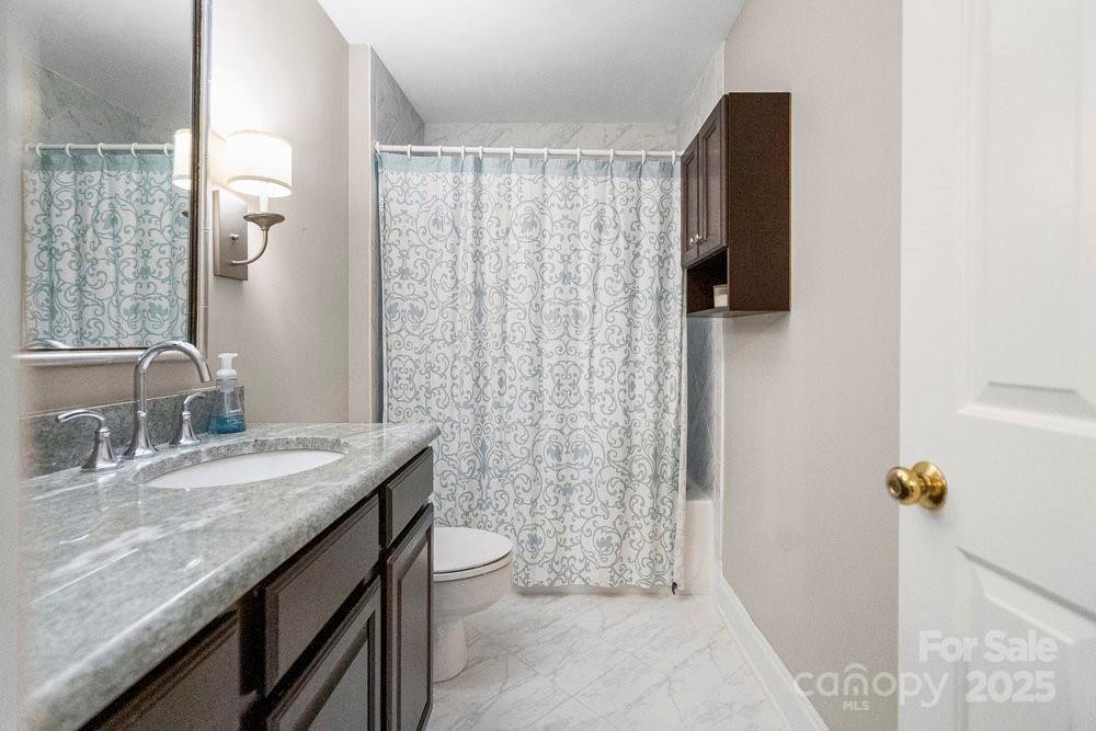 1530 Queens Road, Charlotte, NC 28207