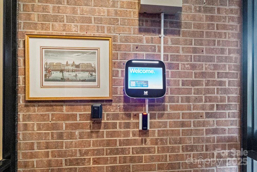 1530 Queens Road, Charlotte, NC 28207