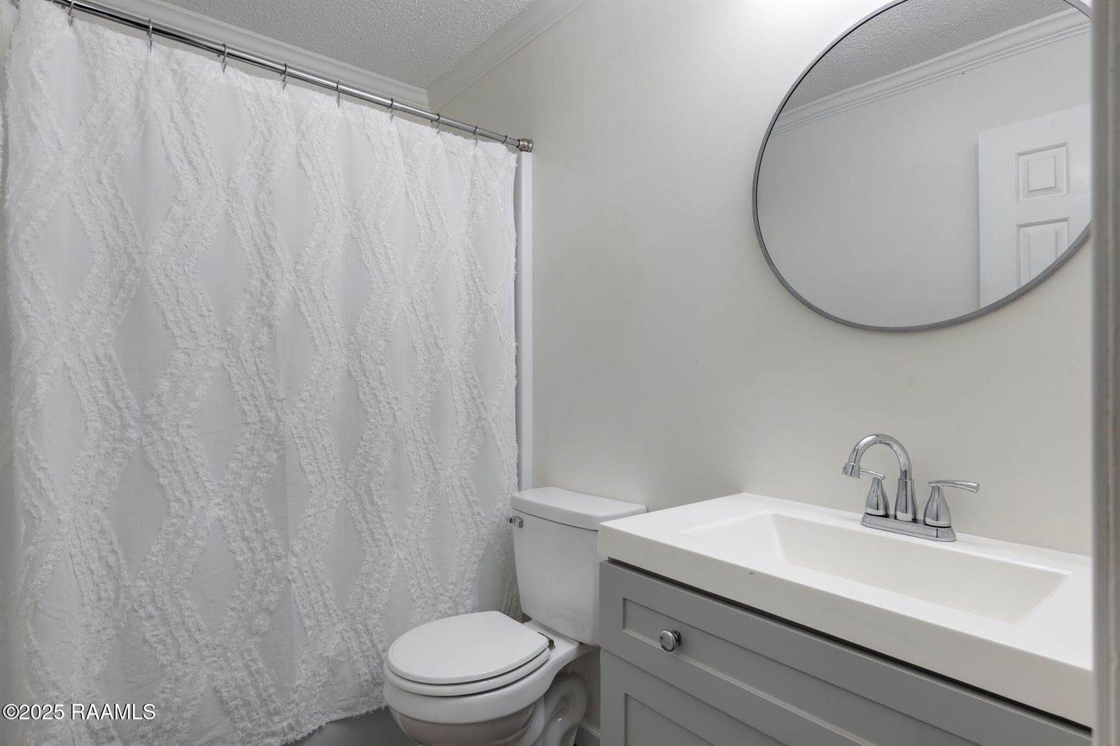 101 Ambiance Circle, Lafayette, LA 70508