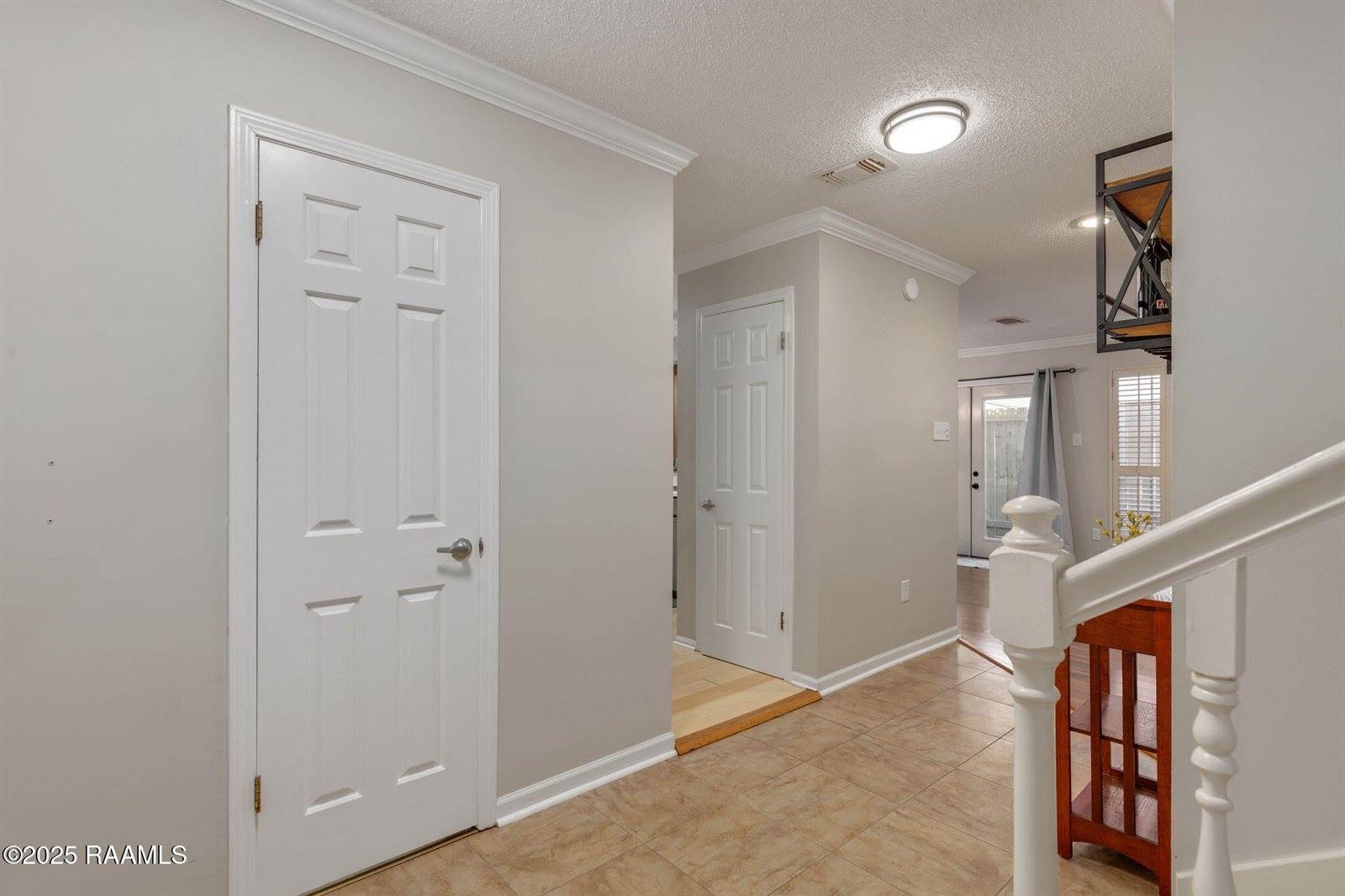 101 Ambiance Circle, Lafayette, LA 70508