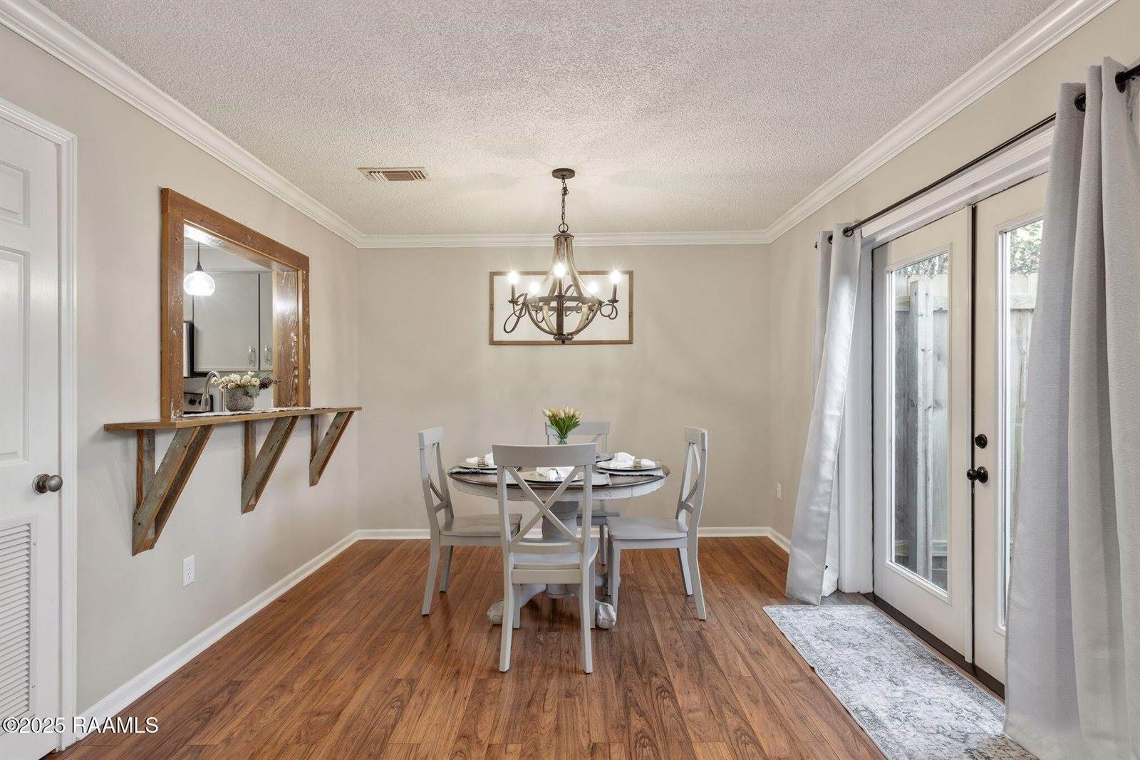 101 Ambiance Circle, Lafayette, LA 70508