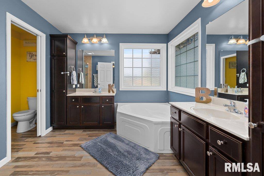 112 Sherwood Drive, Andover, IL 61233