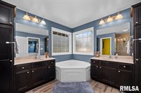 112 Sherwood Drive, Andover, IL 61233