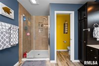 112 Sherwood Drive, Andover, IL 61233