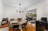 917 32ND Avenue Court, Moline, IL 61265