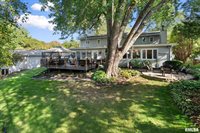 917 32ND Avenue Court, Moline, IL 61265