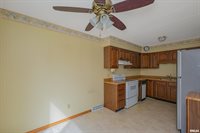 1927 West 55TH Street, Davenport, IA 52806