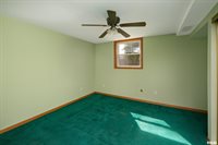 1927 West 55TH Street, Davenport, IA 52806