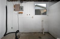 1927 West 55TH Street, Davenport, IA 52806