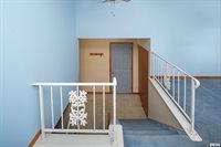 1927 West 55TH Street, Davenport, IA 52806