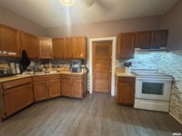 828 Main Street, Erie, IL 61250