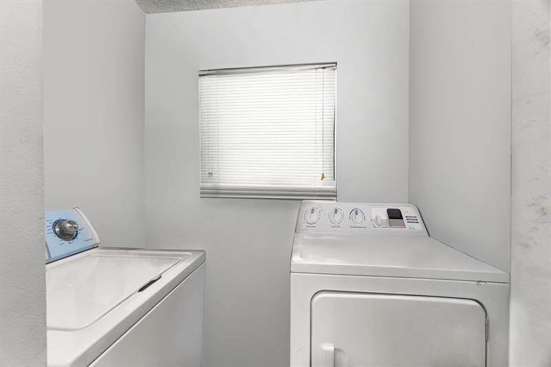 2918 NE 8th Ter 204, Wilton Manors, FL 33334