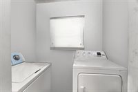 2918 NE 8th Ter 204, Wilton Manors, FL 33334