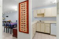 2918 NE 8th Ter 204, Wilton Manors, FL 33334