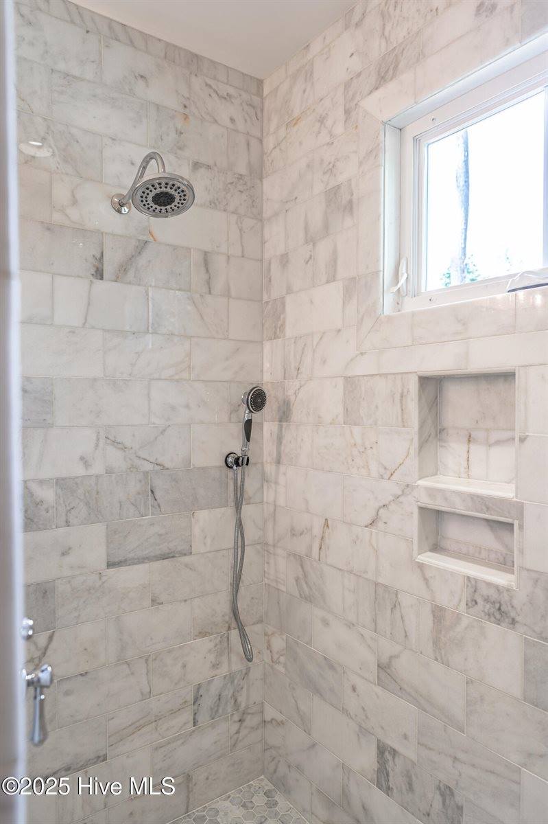 216 Lakeview Drive, Moore County, NC 28327