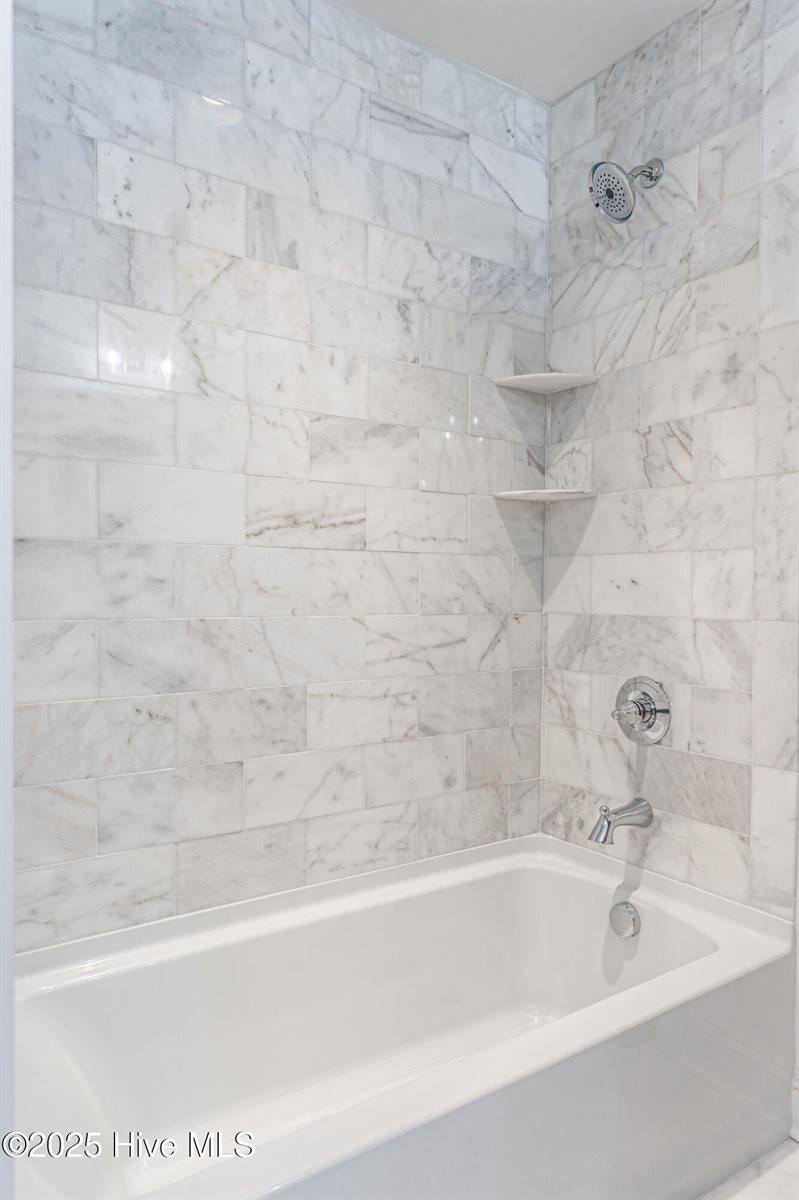 216 Lakeview Drive, Moore County, NC 28327