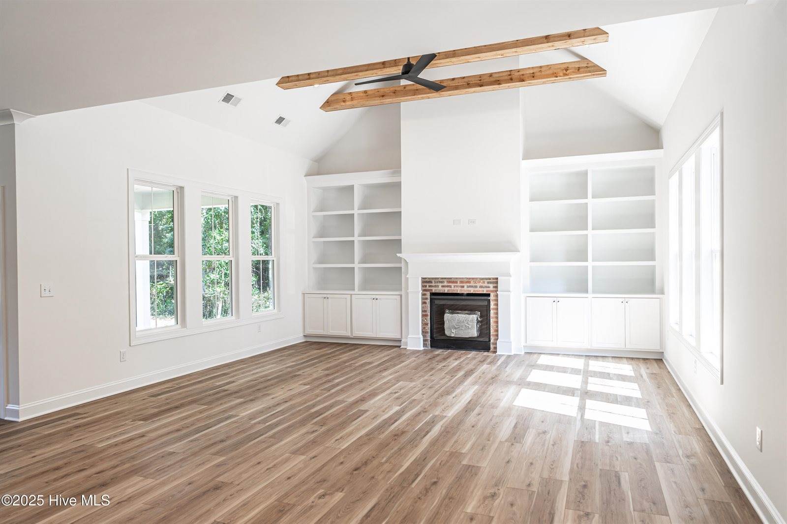 216 Lakeview Drive, Moore County, NC 28327