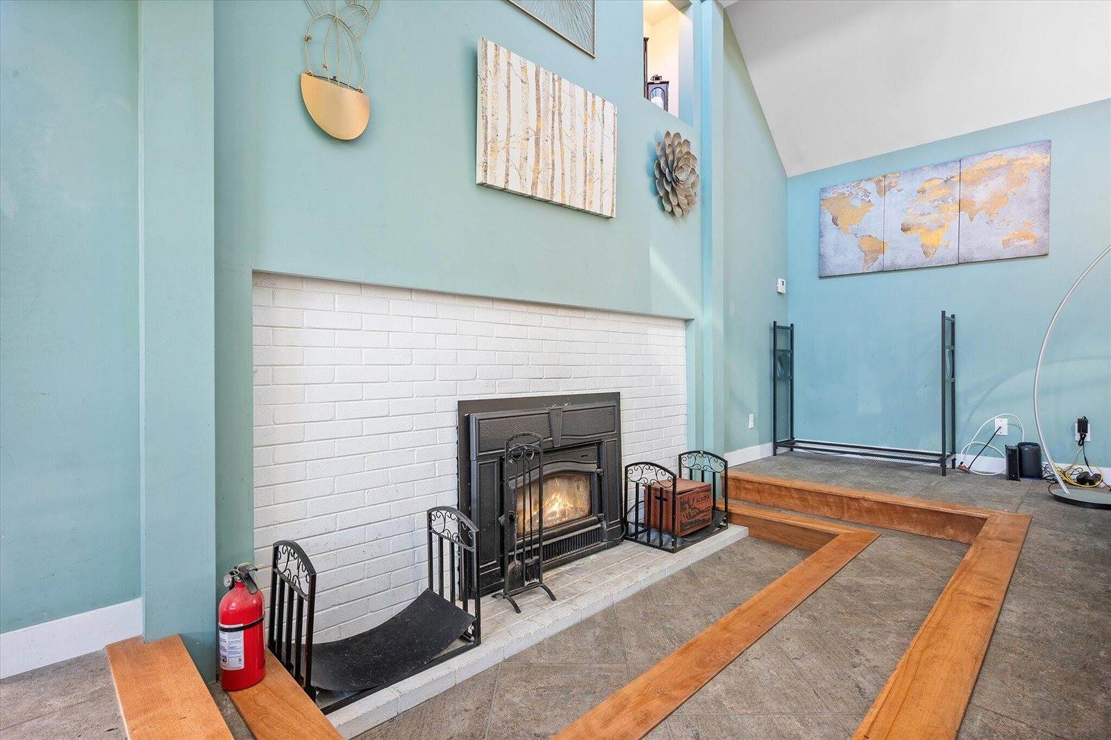 224 Parkway South, Brewer, ME 04412