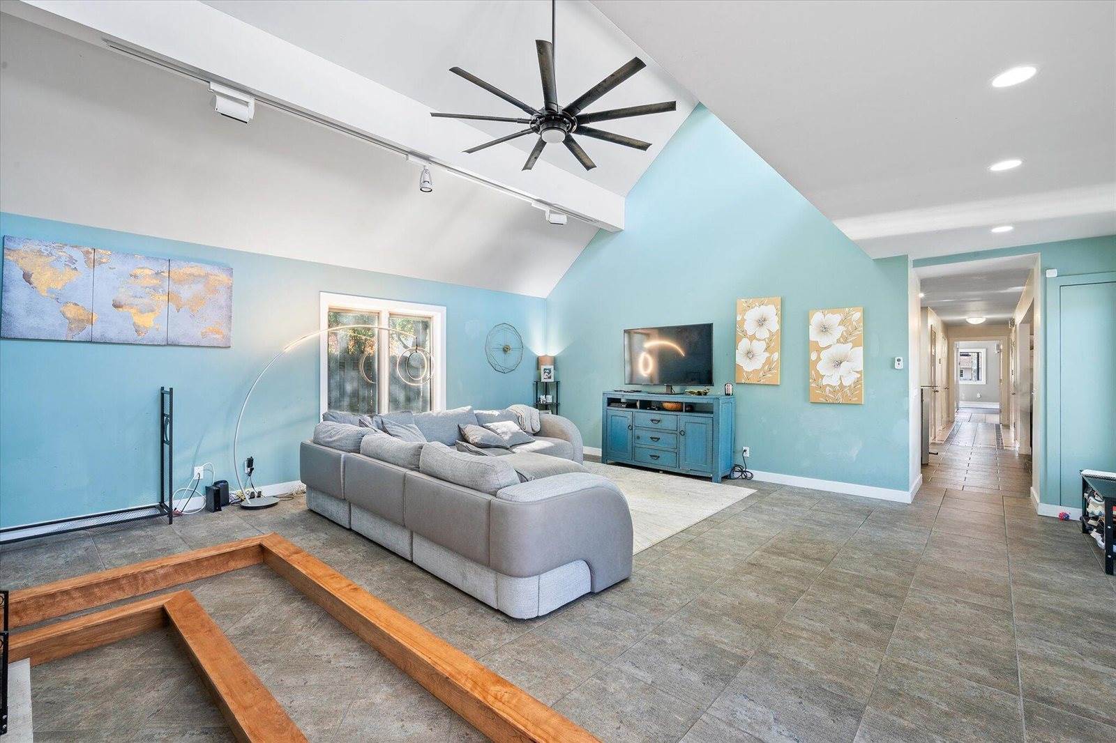 224 Parkway South, Brewer, ME 04412