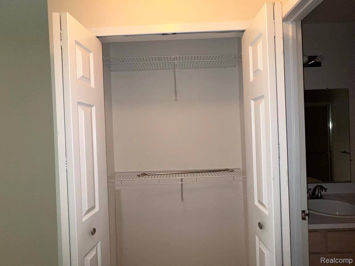 22368 Cape Cod Way, FarmingtonHillsCity_Oakland, MI 48336