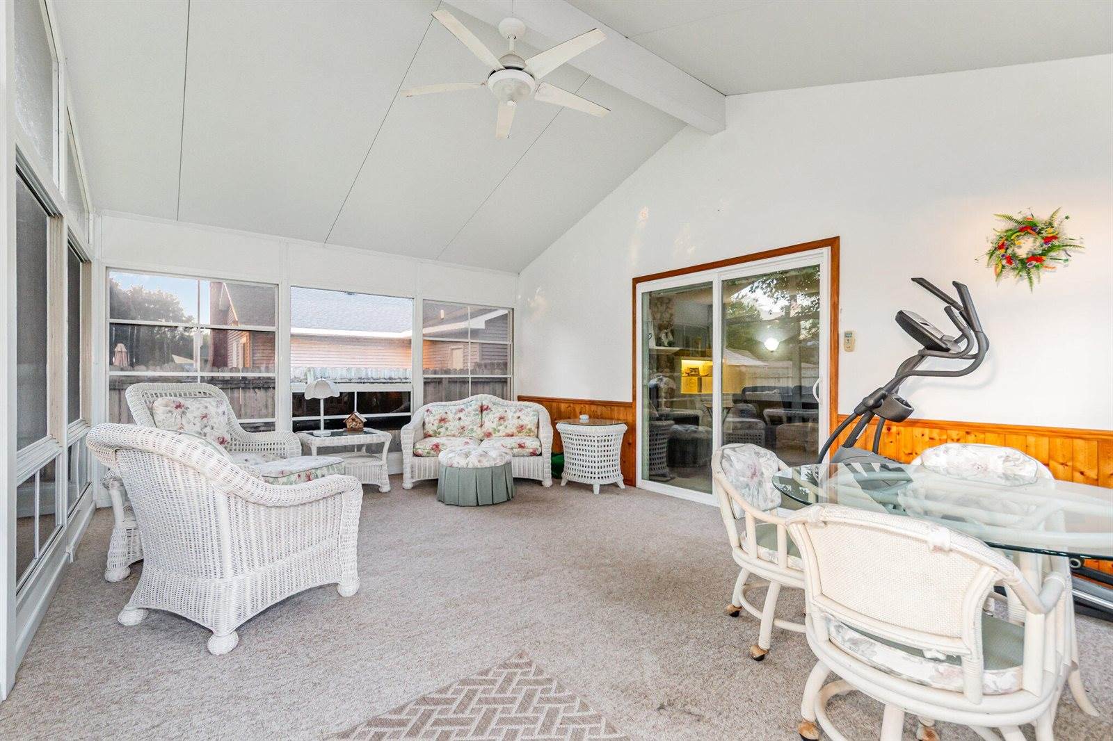 8163 Greenridge Drive, Jenison, MI 49428