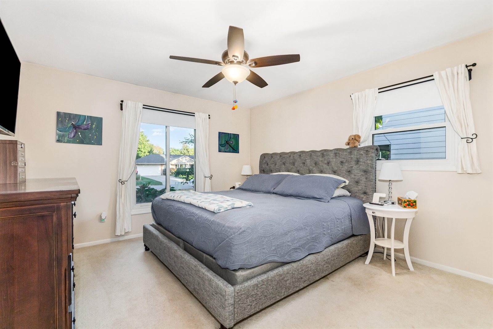 8163 Greenridge Drive, Jenison, MI 49428