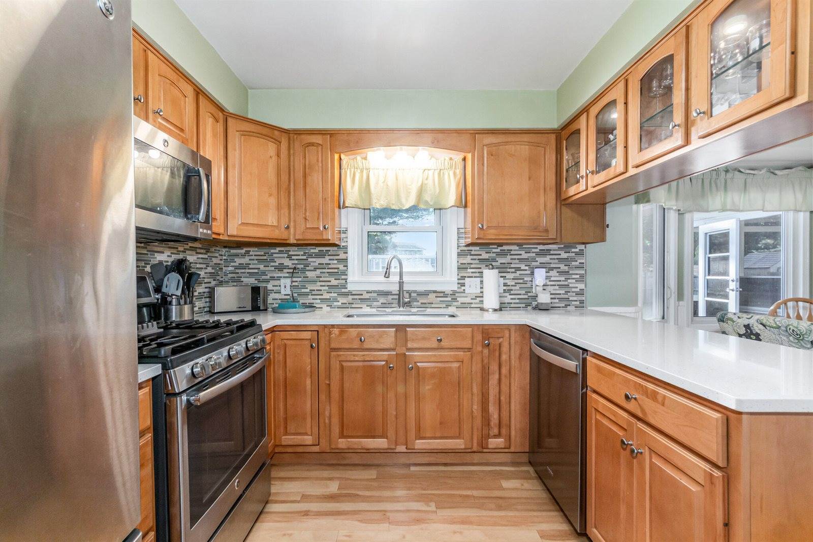 8163 Greenridge Drive, Jenison, MI 49428