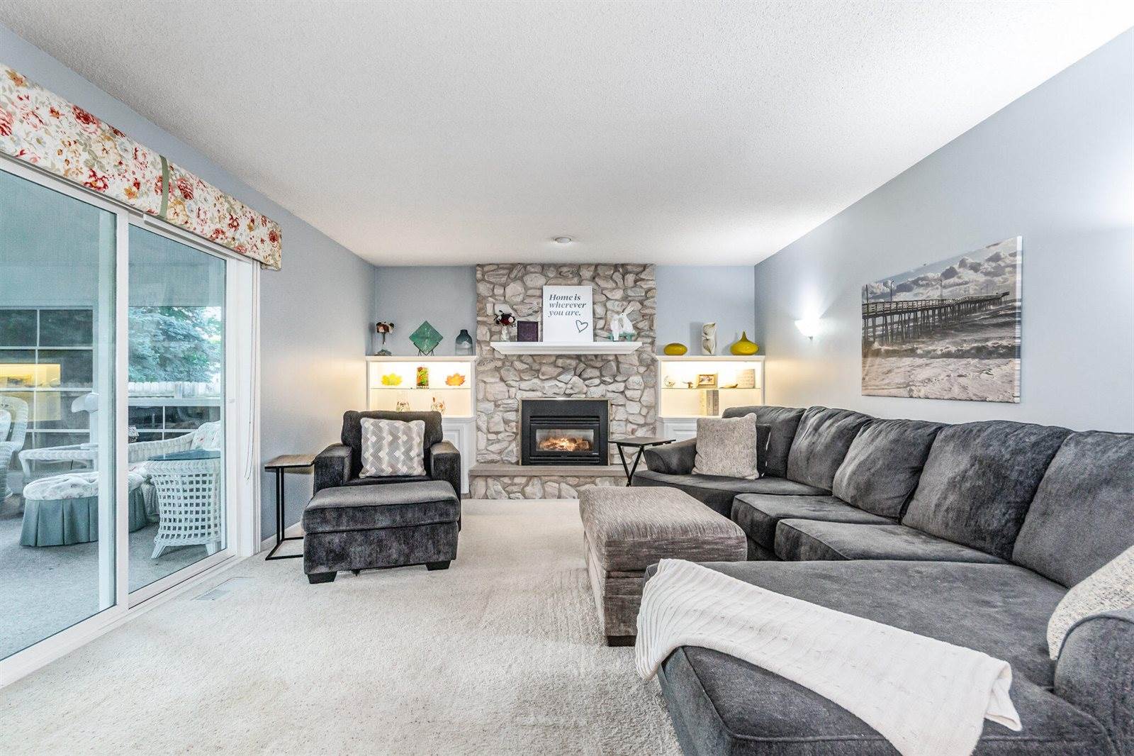 8163 Greenridge Drive, Jenison, MI 49428