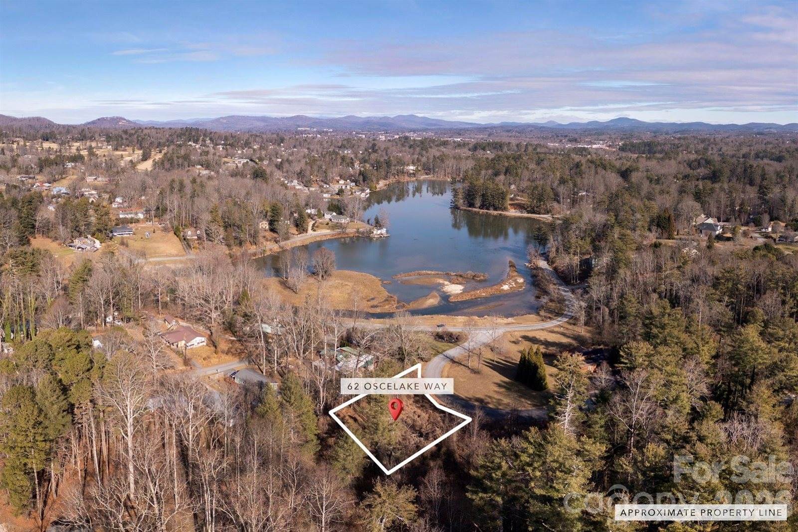 62 Oscelake Way, Hendersonville, NC 28739