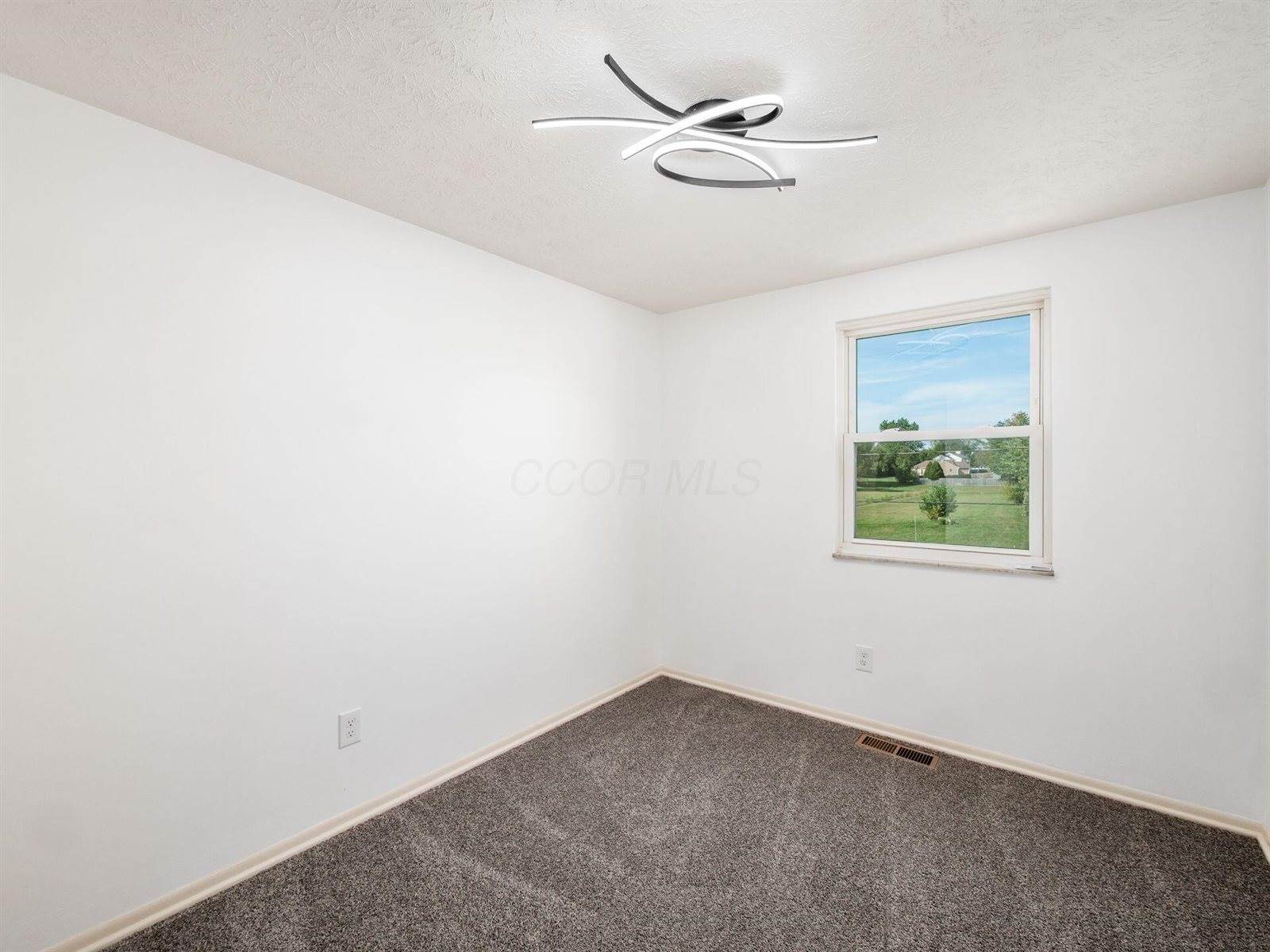 904 Kyle Avenue, Columbus, OH 43207