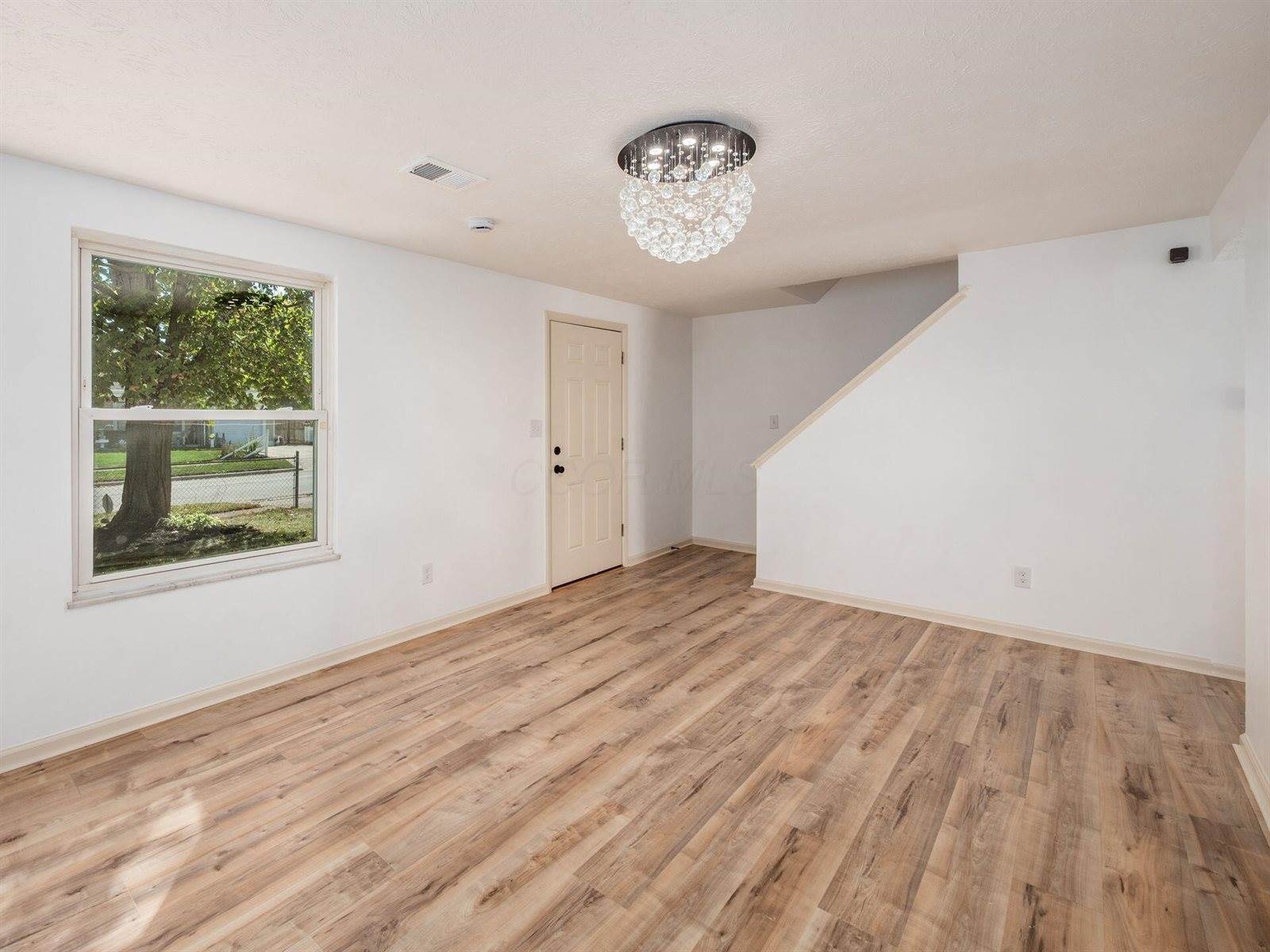 904 Kyle Avenue, Columbus, OH 43207