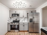 904 Kyle Avenue, Columbus, OH 43207