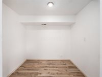 904 Kyle Avenue, Columbus, OH 43207