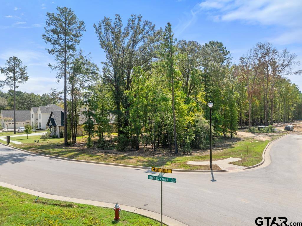 2348 Hidden Creek Trail, Tyler, TX 75703