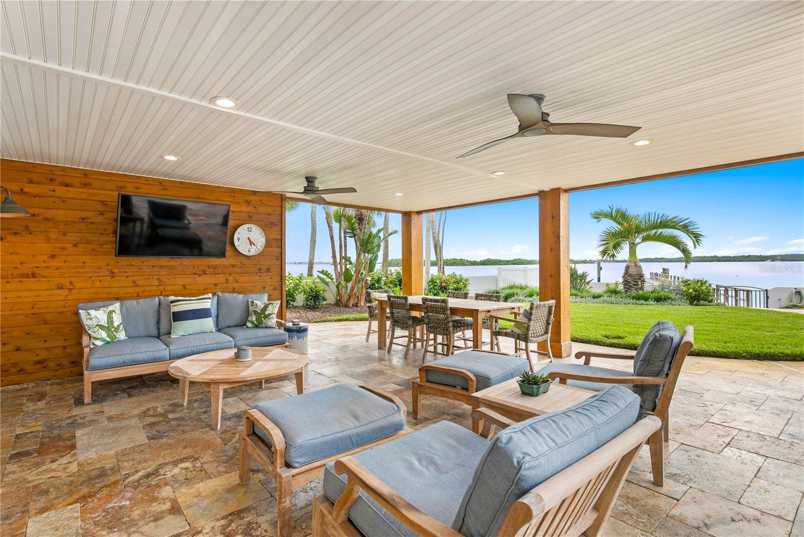 8488 35TH Avenue North, Saint Petersburg, FL 33710