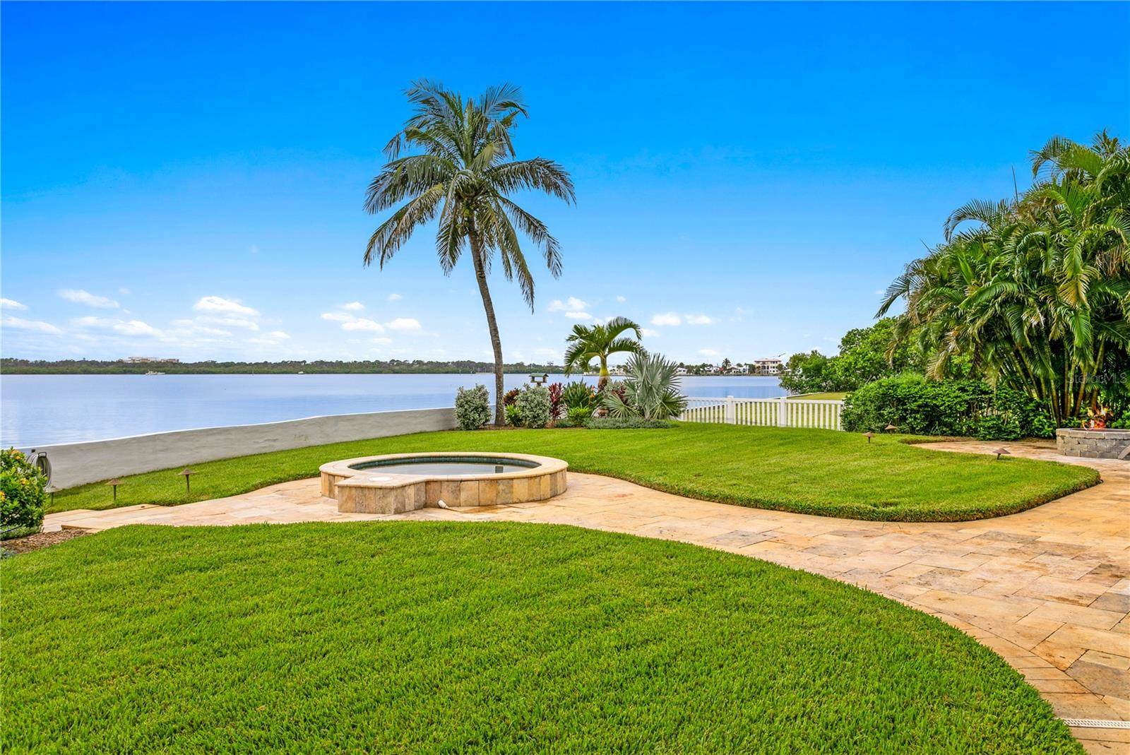 8488 35TH Avenue North, Saint Petersburg, FL 33710