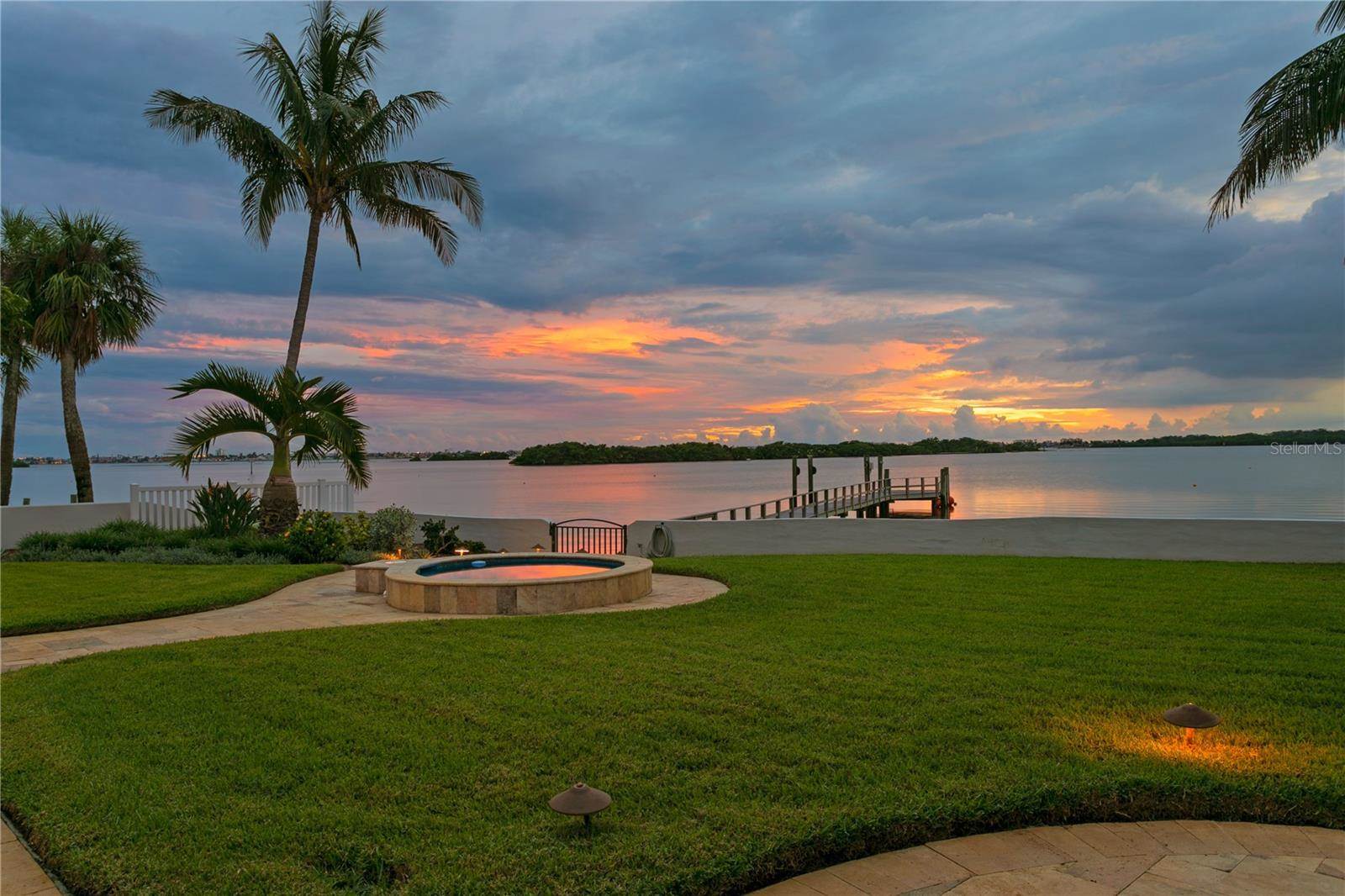 8488 35TH Avenue North, Saint Petersburg, FL 33710