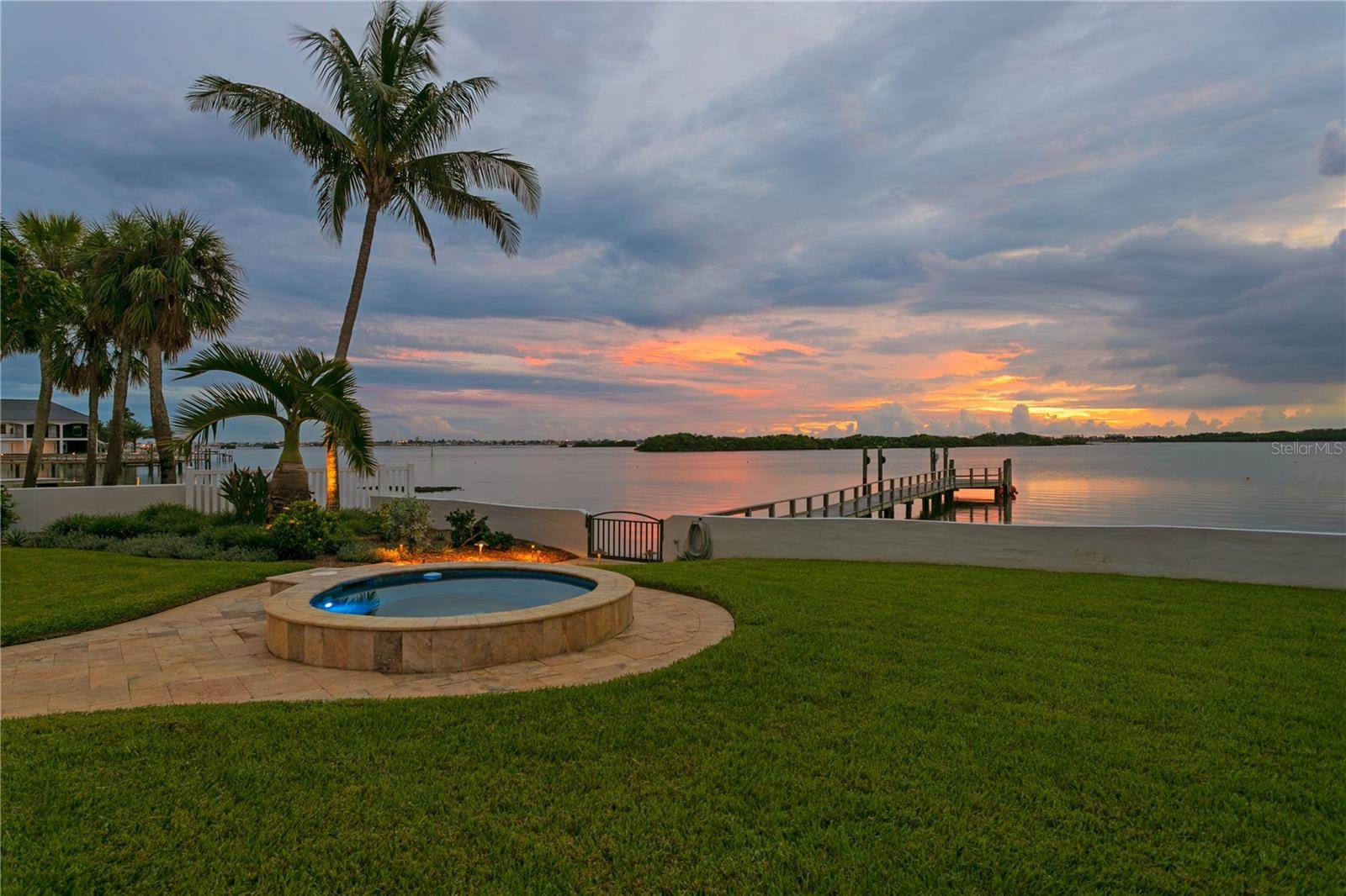 8488 35TH Avenue North, Saint Petersburg, FL 33710