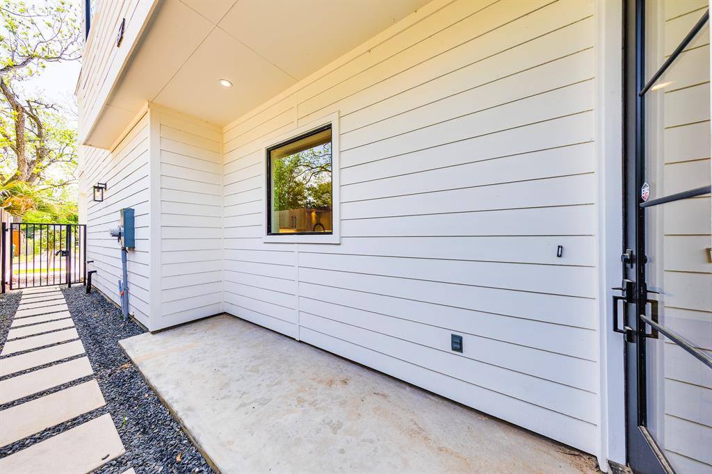 5705 Gano Street, Houston, TX 77009