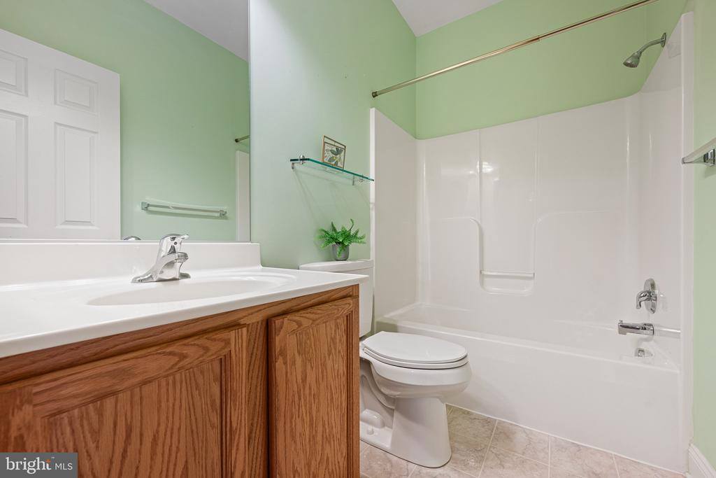 97 Ponds Edge Court, Felton, DE 19943