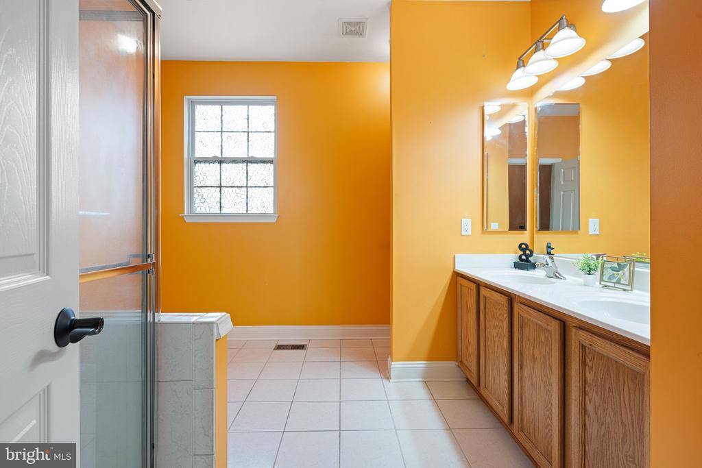 97 Ponds Edge Court, Felton, DE 19943