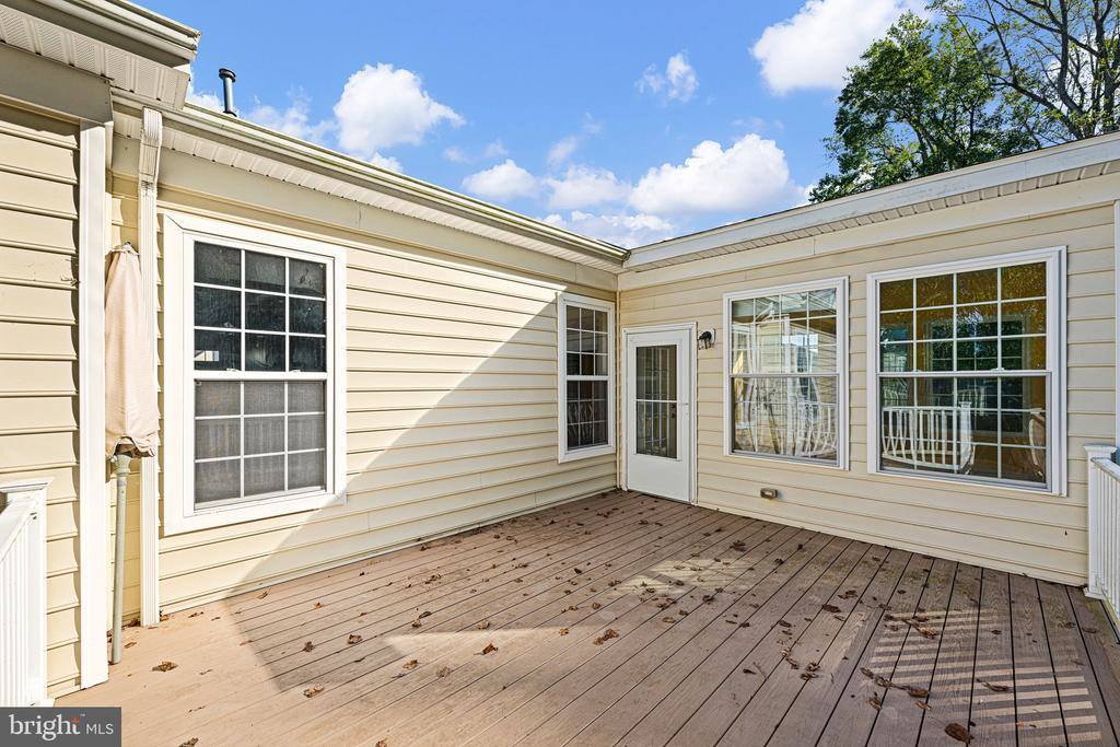 97 Ponds Edge Court, Felton, DE 19943