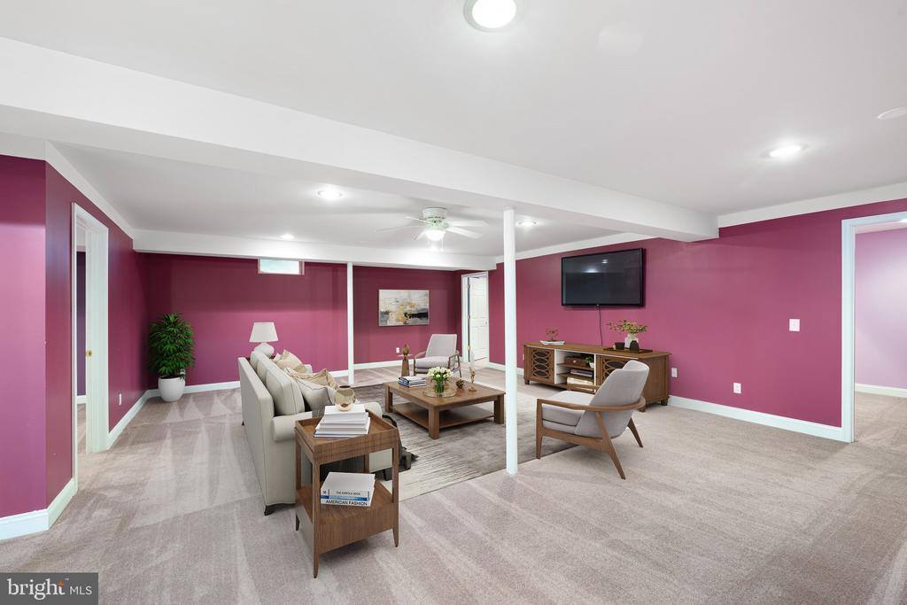 97 Ponds Edge Court, Felton, DE 19943