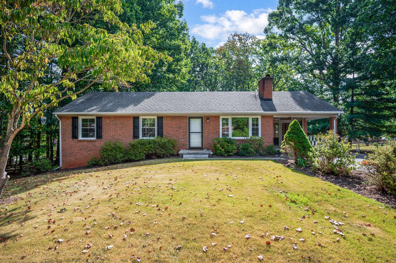 471 Rainbow Forest, Lynchburg, VA 24502