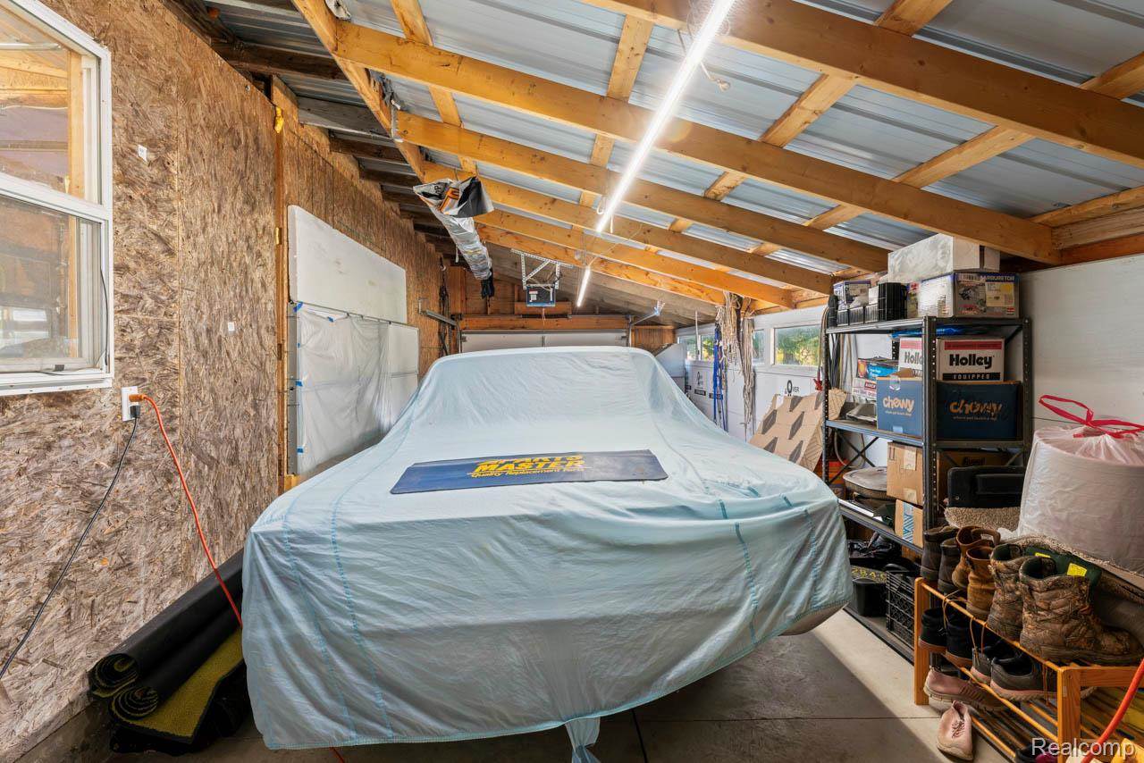 9631 Byron Road, CohoctahTownship_Livingston, MI 48855