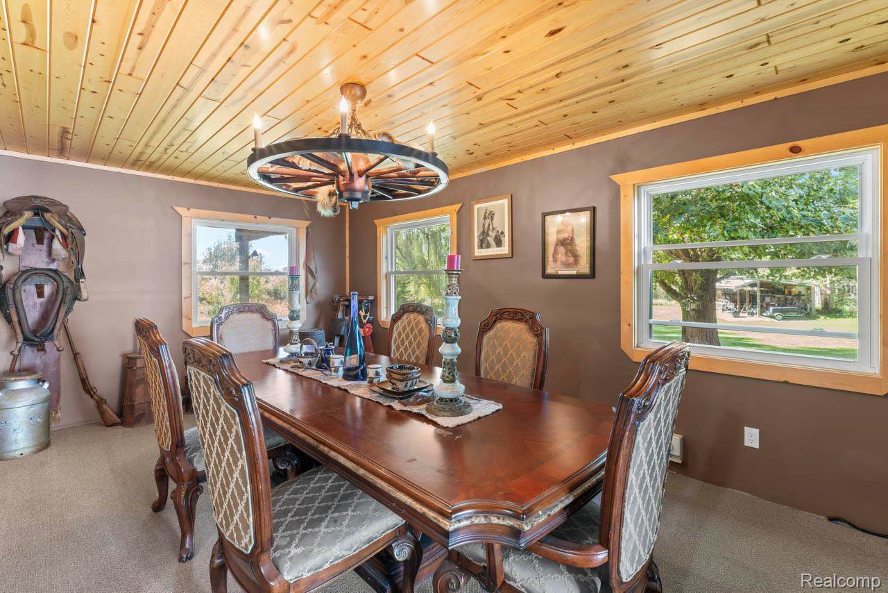 9631 Byron Road, CohoctahTownship_Livingston, MI 48855